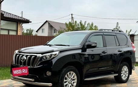 Toyota Land Cruiser Prado 150 рестайлинг 2, 2014 год, 4 030 000 рублей, 6 фотография