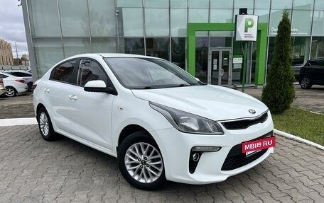 KIA Rio IV, 2019 год, 1 400 000 рублей, 3 фотография