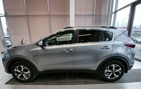 KIA Sportage IV рестайлинг, 2020 год, 2 300 000 рублей, 8 фотография