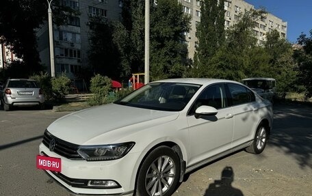 Volkswagen Passat B8 рестайлинг, 2016 год, 2 300 000 рублей, 2 фотография