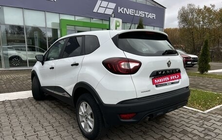 Renault Kaptur I рестайлинг, 2016 год, 1 420 000 рублей, 2 фотография