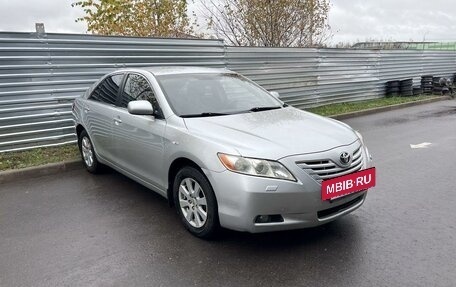 Toyota Camry, 2008 год, 975 000 рублей, 3 фотография