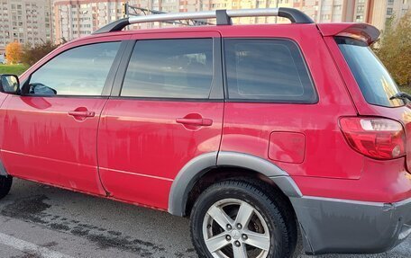 Mitsubishi Outlander III рестайлинг 3, 2005 год, 690 000 рублей, 5 фотография