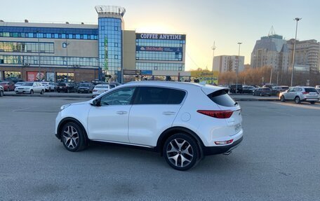 KIA Sportage IV рестайлинг, 2018 год, 2 400 000 рублей, 2 фотография