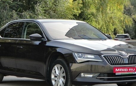 Skoda Superb III рестайлинг, 2018 год, 2 390 000 рублей, 4 фотография