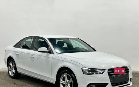 Audi A4, 2015 год, 1 529 000 рублей, 3 фотография