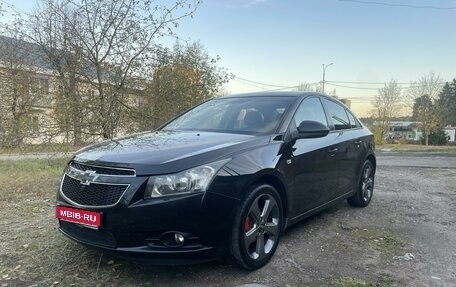 Chevrolet Cruze II, 2011 год, 830 000 рублей, 1 фотография