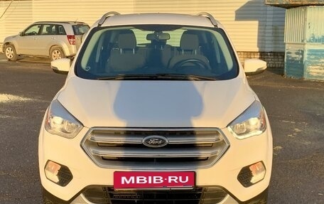 Ford Kuga III, 2017 год, 1 900 000 рублей, 2 фотография