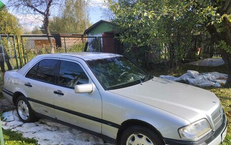 Mercedes-Benz C-Класс, 1997 год, 300 000 рублей, 4 фотография