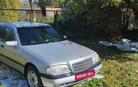 Mercedes-Benz C-Класс, 1997 год, 300 000 рублей, 6 фотография