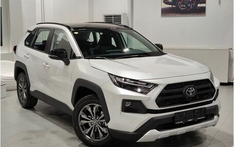 Toyota RAV4, 2024 год, 4 999 750 рублей, 3 фотография