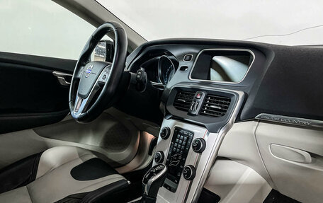 Volvo V40 Cross Country I, 2014 год, 2 148 000 рублей, 9 фотография