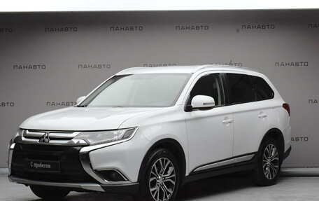 Mitsubishi Outlander III рестайлинг 3, 2015 год, 1 729 000 рублей, 1 фотография