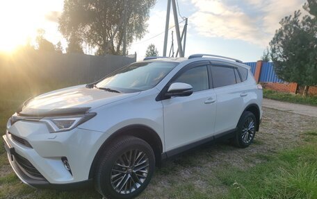 Toyota RAV4, 2016 год, 3 500 000 рублей, 7 фотография