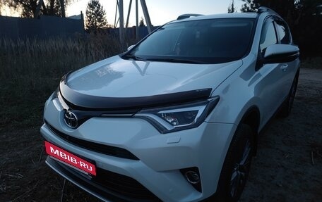 Toyota RAV4, 2016 год, 3 500 000 рублей, 25 фотография