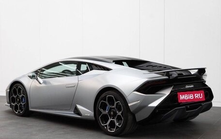 Lamborghini Huracán, 2024 год, 43 800 000 рублей, 4 фотография