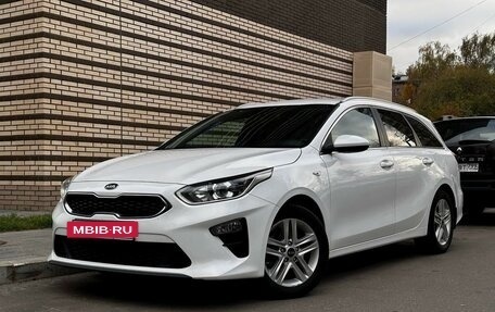 KIA cee'd III, 2019 год, 1 740 000 рублей, 2 фотография