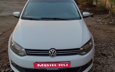 Volkswagen Polo VI (EU Market), 2014 год, 900 000 рублей, 3 фотография