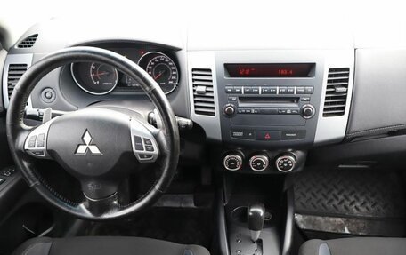 Mitsubishi Outlander III рестайлинг 3, 2011 год, 1 020 000 рублей, 9 фотография