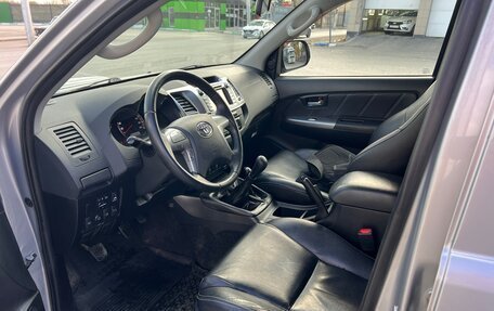 Toyota Hilux VII, 2015 год, 2 150 000 рублей, 9 фотография