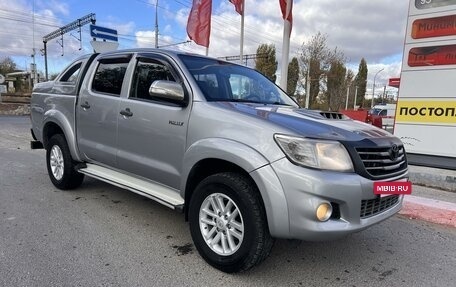 Toyota Hilux VII, 2015 год, 2 150 000 рублей, 2 фотография