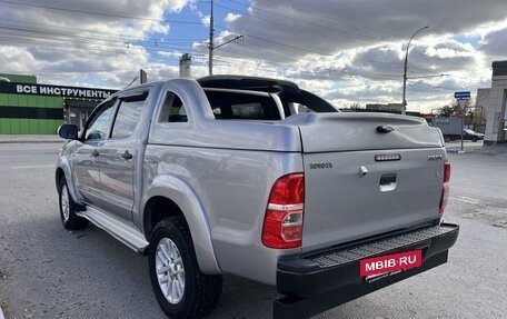 Toyota Hilux VII, 2015 год, 2 150 000 рублей, 7 фотография