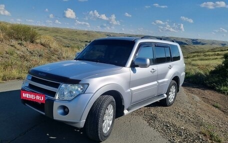 Mitsubishi Pajero IV, 2010 год, 2 100 000 рублей, 17 фотография