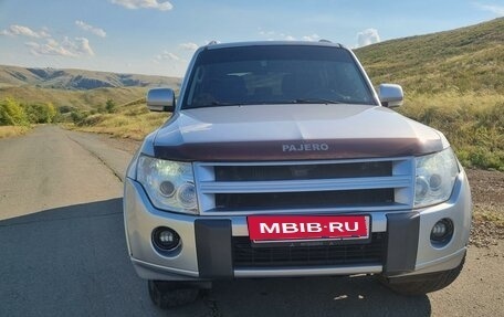 Mitsubishi Pajero IV, 2010 год, 2 100 000 рублей, 16 фотография