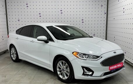 Ford Fusion (North America) II, 2019 год, 1 820 000 рублей, 3 фотография