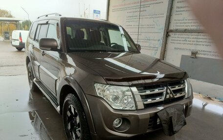 Mitsubishi Pajero IV, 2013 год, 2 300 000 рублей, 4 фотография