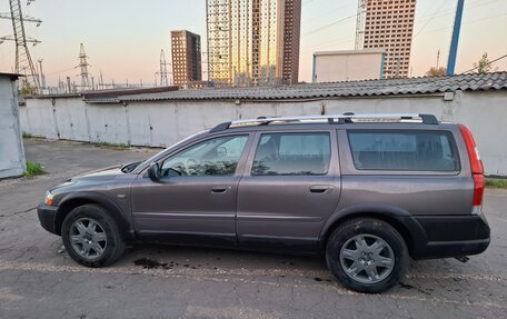 Volvo V70 III рестайлинг, 2004 год, 650 000 рублей, 10 фотография