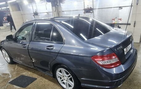 Mercedes-Benz C-Класс, 2007 год, 800 000 рублей, 3 фотография