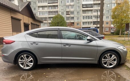 Hyundai Elantra VI рестайлинг, 2016 год, 1 650 000 рублей, 4 фотография