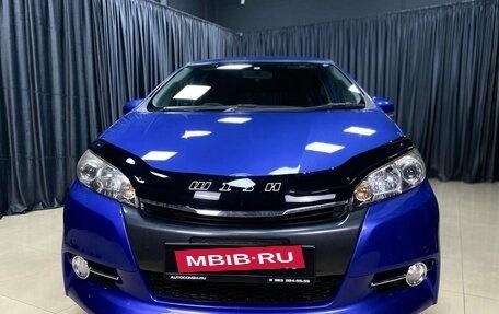 Toyota Wish II, 2012 год, 1 689 000 рублей, 2 фотография