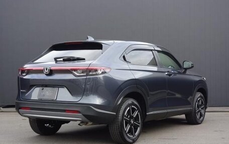 Honda Vezel, 2022 год, 1 891 000 рублей, 3 фотография