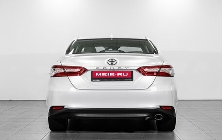 Toyota Camry, 2018 год, 3 149 000 рублей, 4 фотография