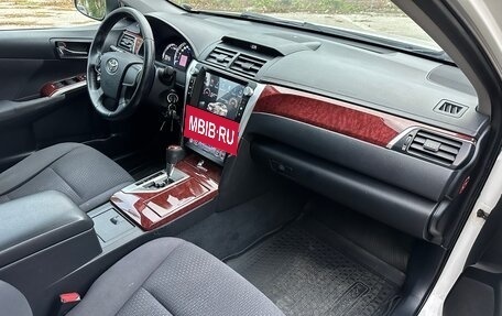 Toyota Camry, 2012 год, 1 450 000 рублей, 10 фотография