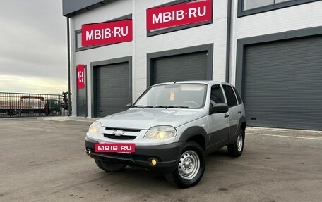 Chevrolet Niva I рестайлинг, 2012 год, 559 000 рублей, 5 фотография