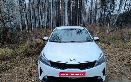 KIA Rio IV, 2021 год, 1 500 000 рублей, 21 фотография