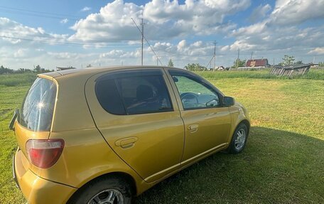 Toyota Vitz, 2001 год, 310 000 рублей, 3 фотография