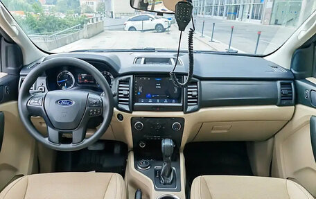 Ford Everest II, 2021 год, 4 382 037 рублей, 10 фотография