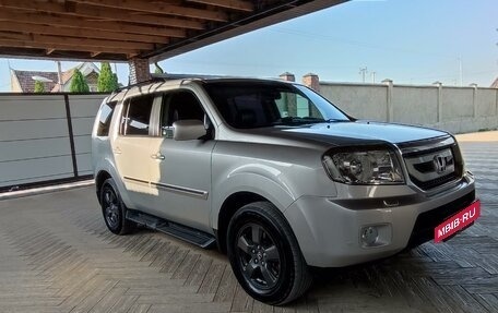 Honda Pilot III рестайлинг, 2008 год, 1 850 000 рублей, 3 фотография