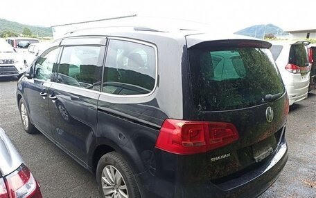 Volkswagen Sharan II, 2011 год, 1 380 000 рублей, 23 фотография