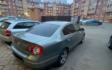 Volkswagen Passat B6, 2005 год, 790 000 рублей, 10 фотография