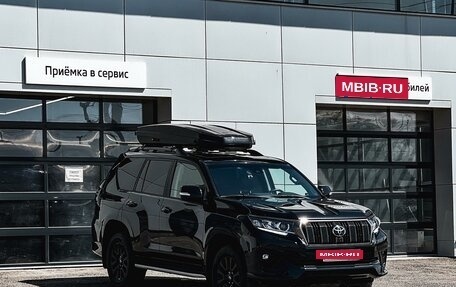 Toyota Land Cruiser Prado 150 рестайлинг 2, 2020 год, 8 400 000 рублей, 6 фотография