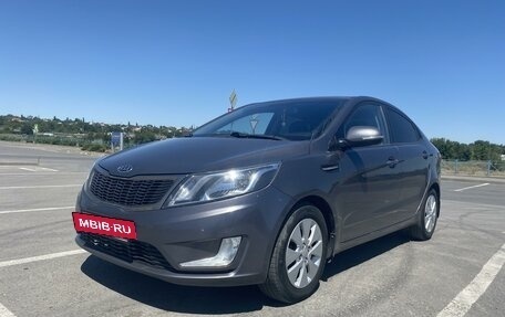 KIA Rio III рестайлинг, 2012 год, 1 000 000 рублей, 3 фотография