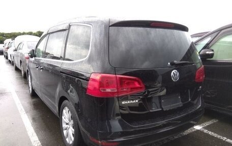 Volkswagen Sharan II, 2011 год, 1 255 000 рублей, 3 фотография