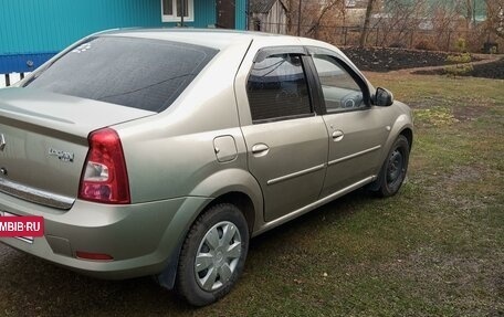 Renault Logan I, 2014 год, 440 000 рублей, 3 фотография