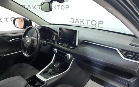 Toyota RAV4, 2021 год, 3 649 000 рублей, 20 фотография