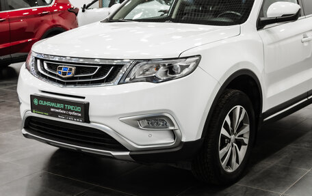 Geely Atlas I, 2018 год, 1 810 000 рублей, 3 фотография